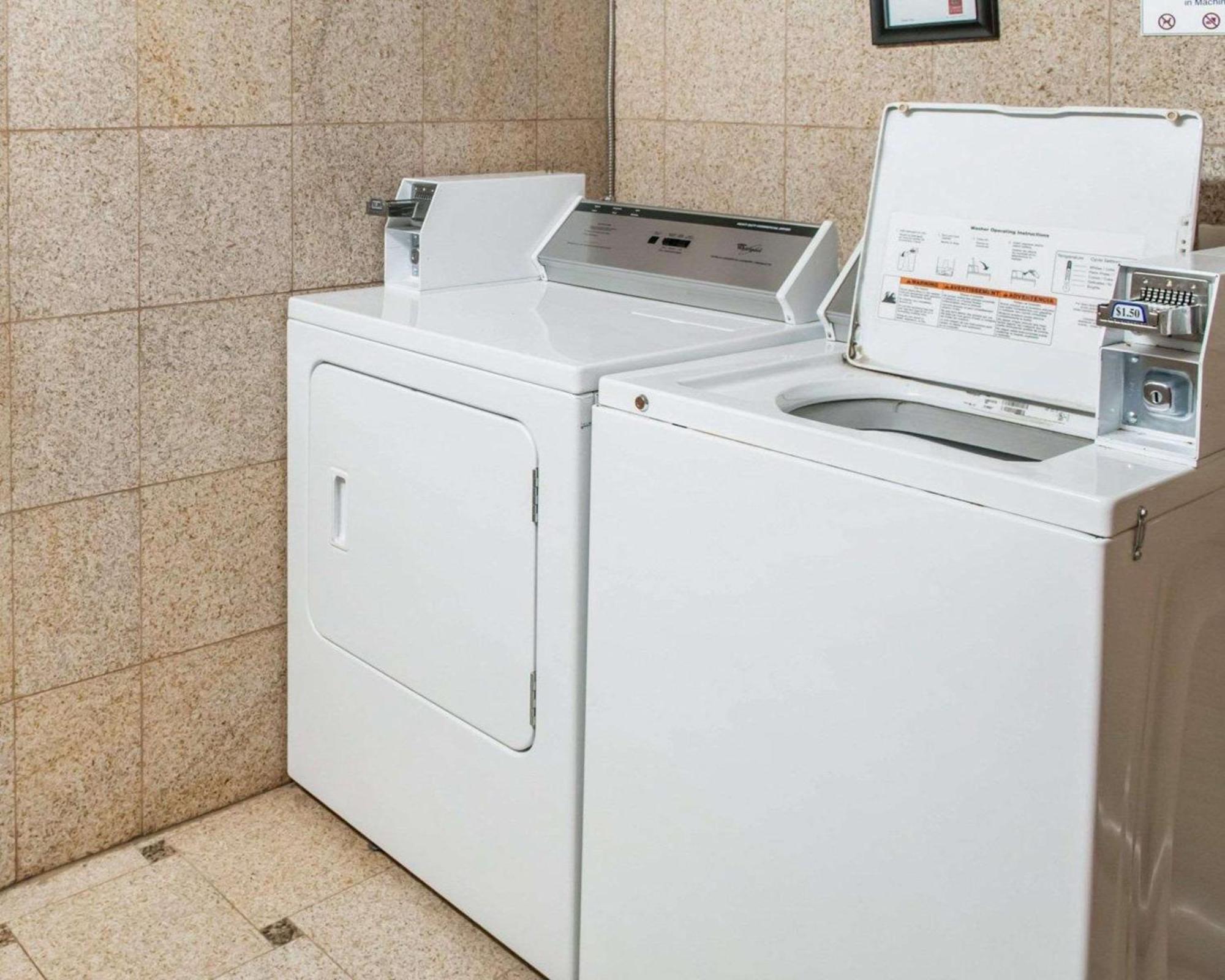 Comfort Suites Roswell Bagian luar foto