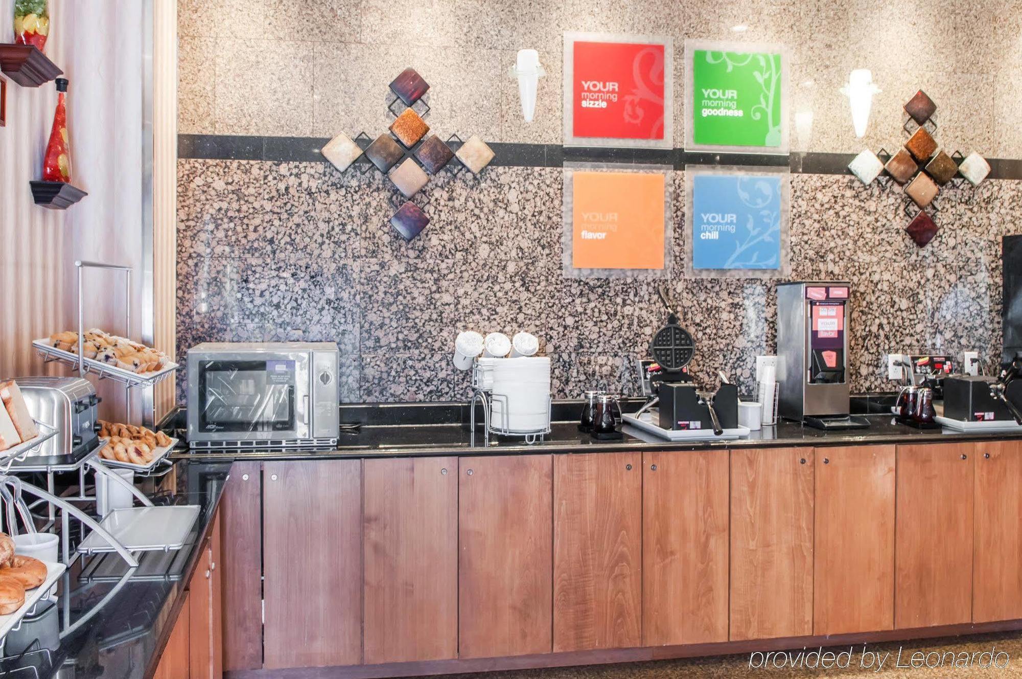 Comfort Suites Roswell Bagian luar foto